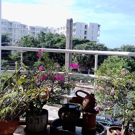 Corner Cafe Bed & Breakfast 华欣 外观 照片