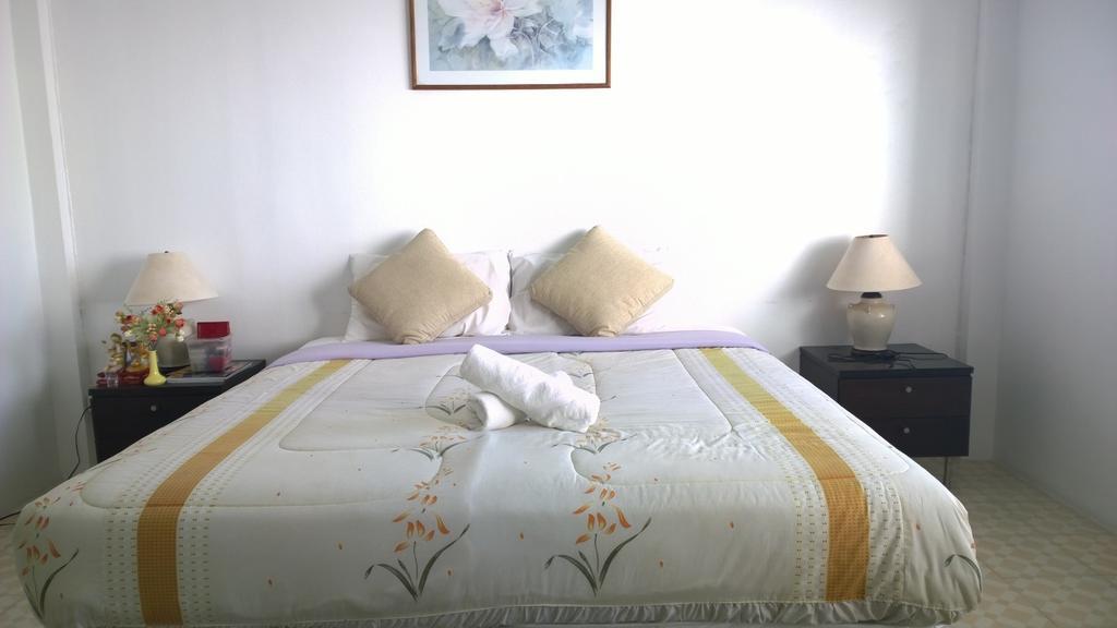 Corner Cafe Bed & Breakfast 华欣 外观 照片