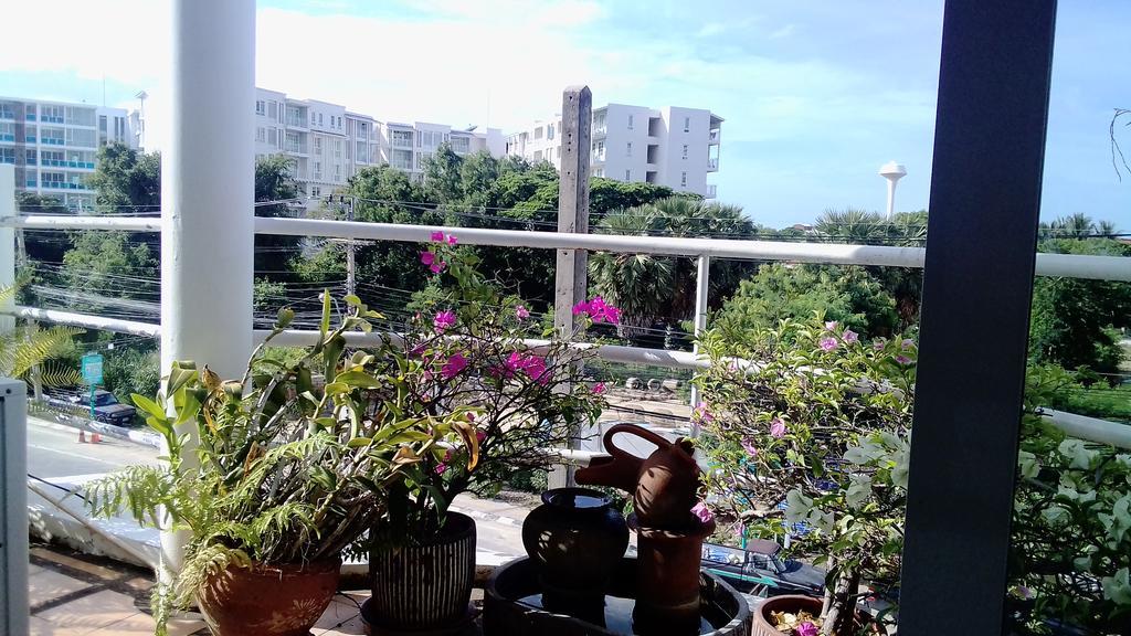 Corner Cafe Bed & Breakfast 华欣 外观 照片